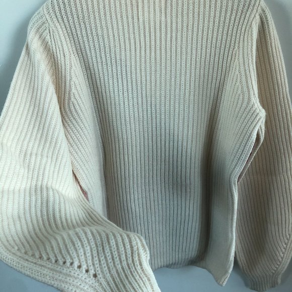 Jumper - Picture 2 of 4